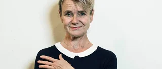 De tolkar Södergran i domkyrkan