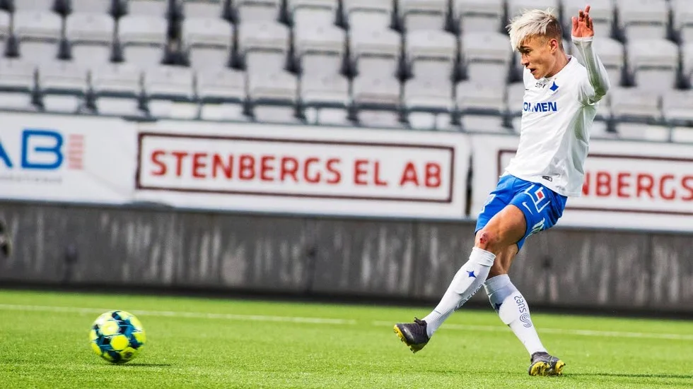 Den offensivt vasse Pontus Almqvist hoppas på speltid för sitt IFK Norrköping under allsvenskans sista tredjedel.