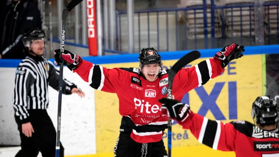 Viktor Nilsson och Piteå Hockey fick jubla igen.