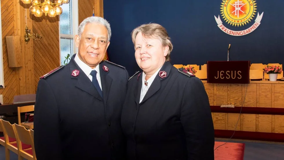 Nya ledare. Sedan i januari är kommendörerna Clive och Marianne Adams samfundsledare för Frälsningsarmén i Sverige och Lettland.