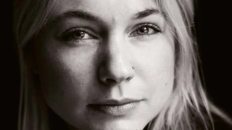 Gotländska Hanna von Corswant romandebuterar med "Barnflickan".                              foto: cato lein