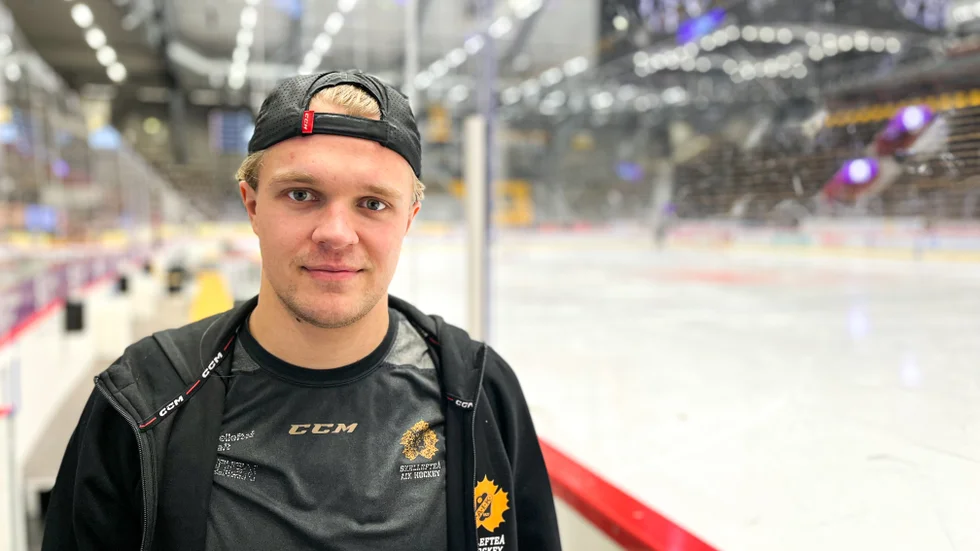 Måns Forsfjäll har opererat sin axel och hoppas vara tillbaka i spel i januari, för att hinna toppa formen lagom till slutspelet. ”Det är min målsättning; att komma tillbaka i bättre form än någonsin”, säger 22-åringen.