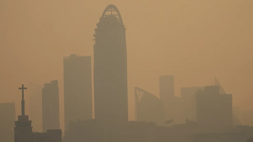 Smog täcker centrala Bangkok i Thailand.