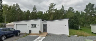 102 kvadratmeter stort hus i Bergnäset, Luleå sålt för 2 800 000 kronor