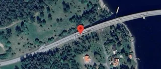 Stillastående fordon orsakar störning i trafiken på väg 1109