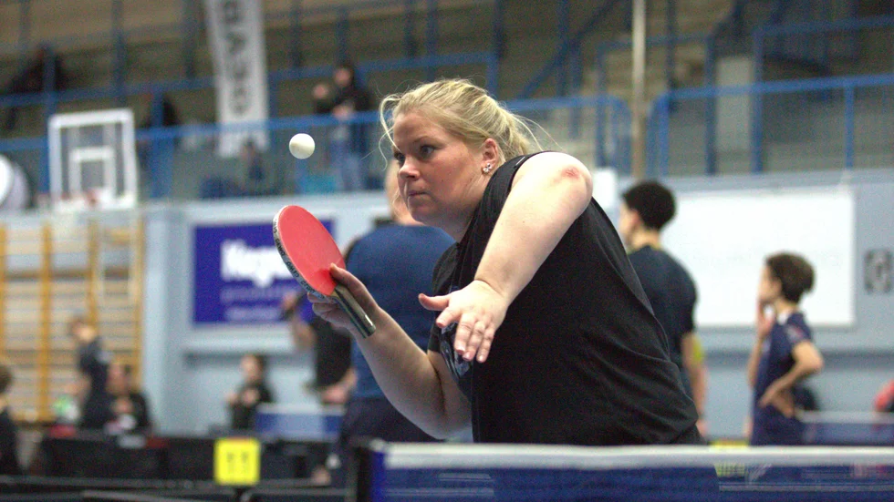 Evelina Carlsson var en av få tjejerna som spelade Guldracket.