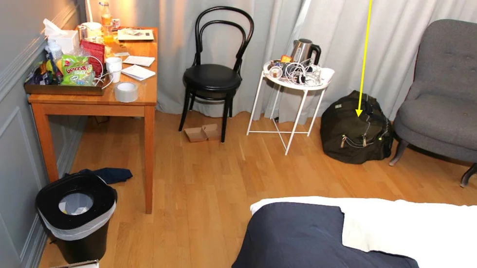 Man hittade en väska med narkotika på ett av hotellrummen.