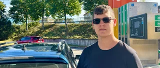 Rekordlåga bensinpriser välkomnas: "Kan bli ännu billigare"