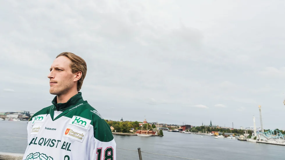 Flytten till Småland och Tingsryd från Uppsala och Almtuna har inte blivit något sportsligt lyft men Jacob Svensson säger sig trivas bra i det lilla samhället. 