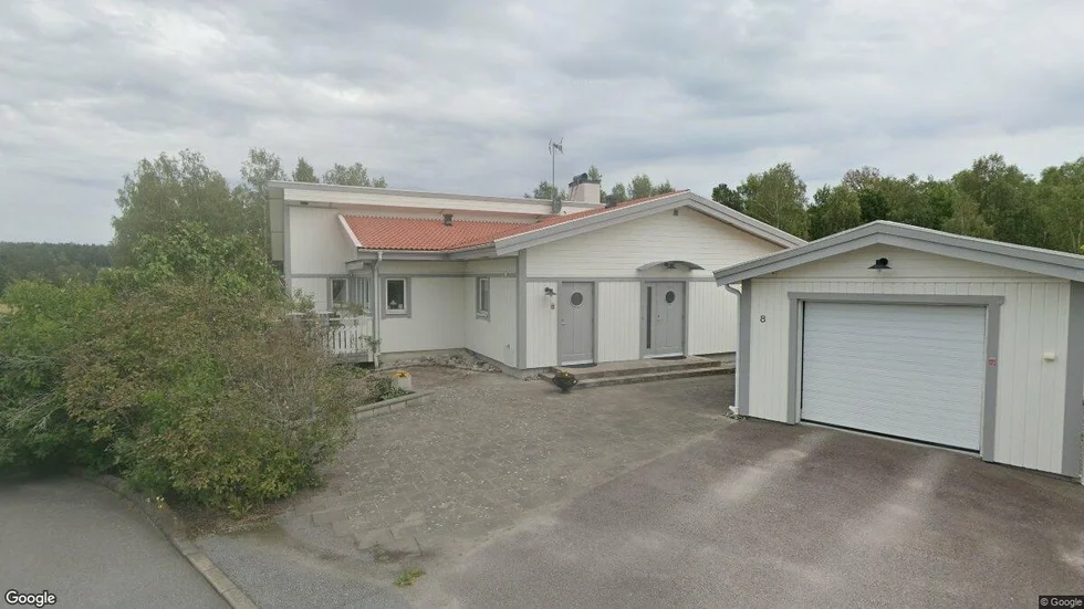 Kaprifolvägen 8