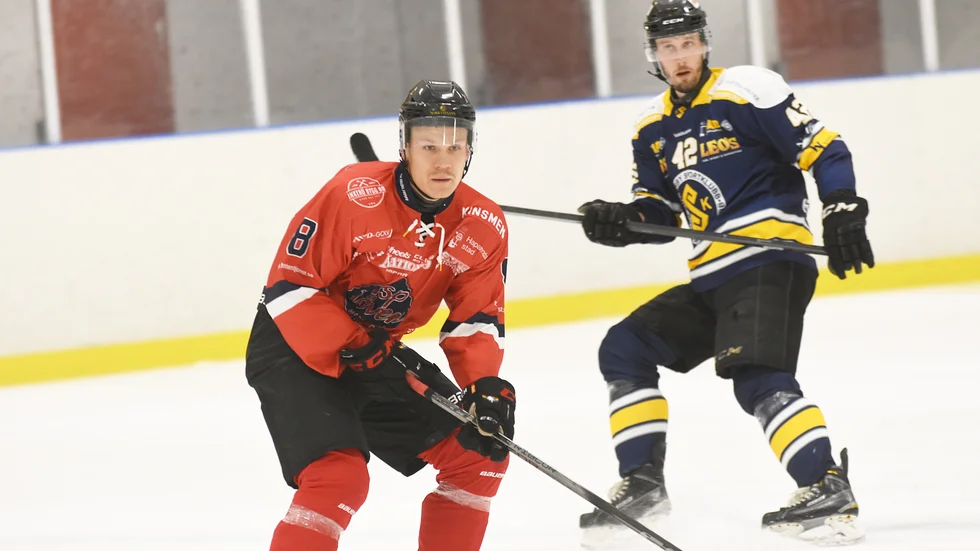 Felix Fjällkeborn och Asplöven hade en tung premiär när man förlorade med 1-3 borta mot Sunderbyn.