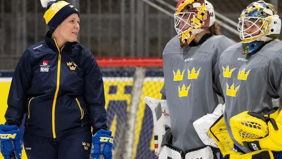 Meriterade Nanna Holm Glaas, till vänster, har bland annat varit video-coach för det svenska damlandslaget. 