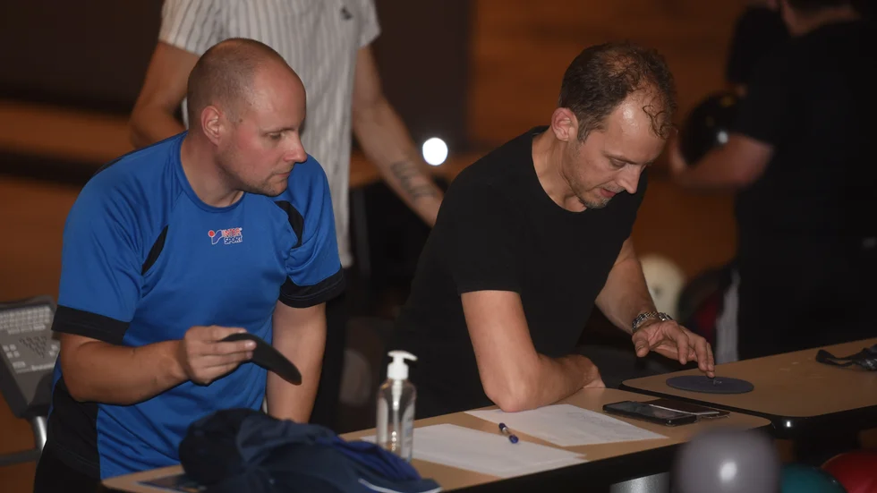 Tobias Asklöf och Morgan Holmström från Vimmerby BK.