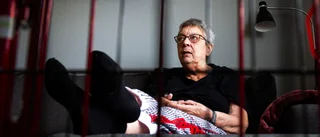 Hundratals lediga platser – ändå får Eva inte bo på äldreboende