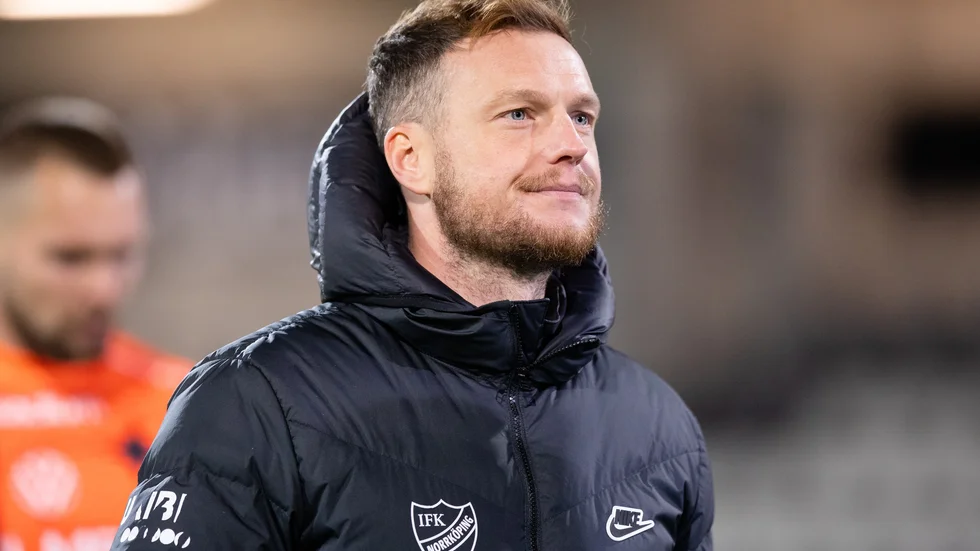 Kim Hellberg fick ingen rolig första match som huvudansvarig för ett allsvenskt lag. 