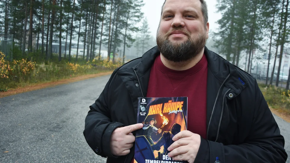 Jörgen Karlsson från Luleå gör sina egna serietidningar och har hittills gett ut sex nummer av "Karl Kämpe". "Jag kände mig stolt redan från första numret", säger han.
