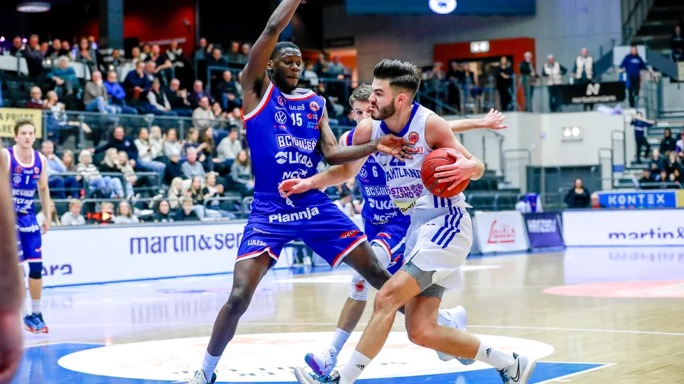 De´Riante Jenkins var poängbäst när BC Luleå bortaslog serieledarna Jämtland under måndagskvällen.