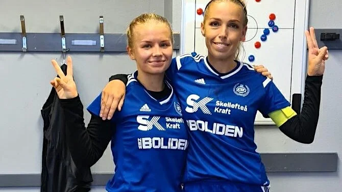 Tyra Elenius och Sofia Lindström blev Clemensnäs målskyttar mot Domsjö.