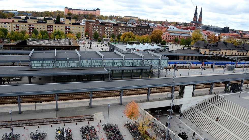 Uppsala centralstation. Behövs ännu en tågstation? Mats B Andersson argumenterar för det.