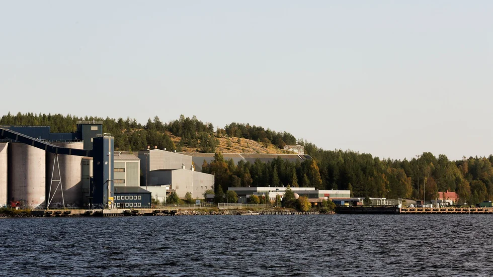 "Jag tycker att Svartöberget och då menar jag både berget och hela området runt Svartöberget bör bebyggas med bostäder", skriver insändarskribenten. 