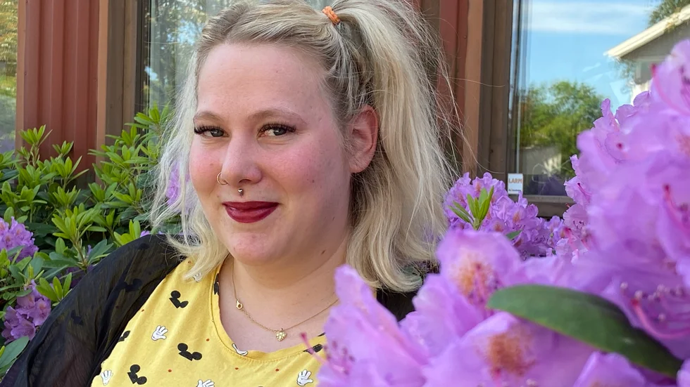 Michelle Frisk har jobbat inom äldreomsorgen i snart sex år. Just nu jobbar hon på Norrgläntan i Katrineholm.