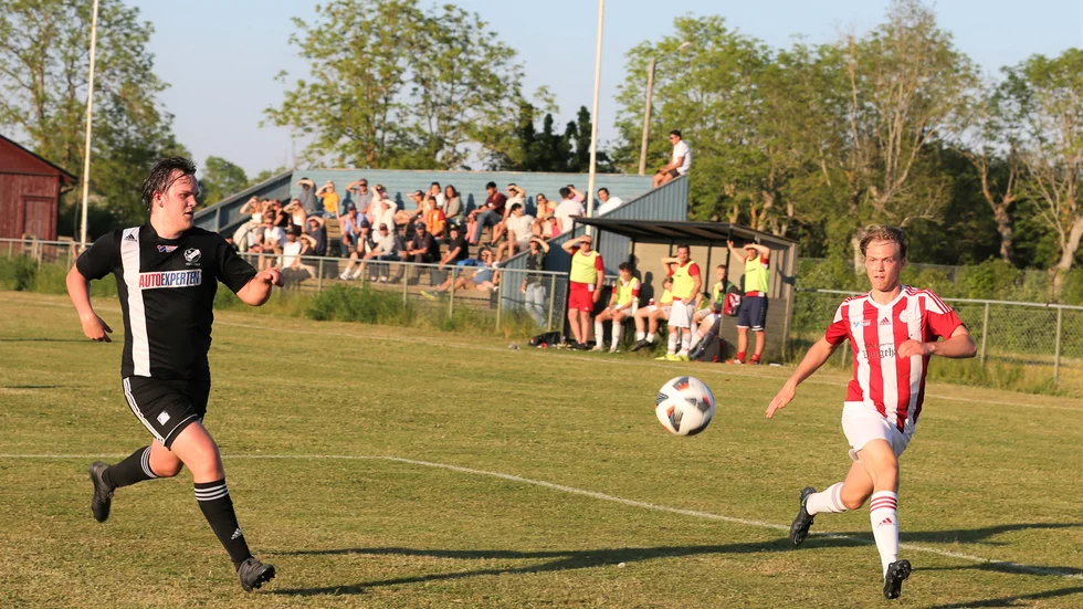Seriepremiären mellan Fårösund-Stenkyrka blev en målsnål och jämn tillställning.