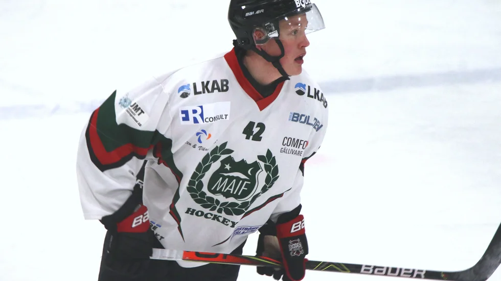 Linus Kostet har lånats ut till Malmberget fyra matcher i höst, på vilka han gjort tre mål. Kanske kan det öppna för mer speltid i Boden. 