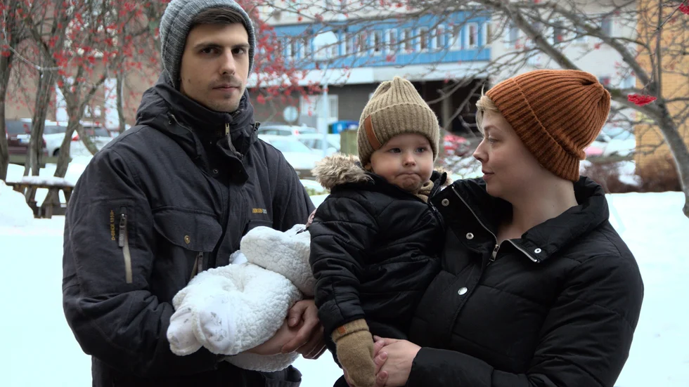 Johan Andersson och Linnea Henell med Jack och Alice. 