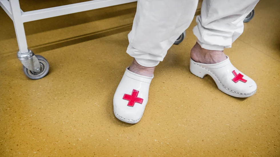 En palliativ vårdavdelning i Falkenberg har flyttats på grund av rasrisk. Arkivbild.