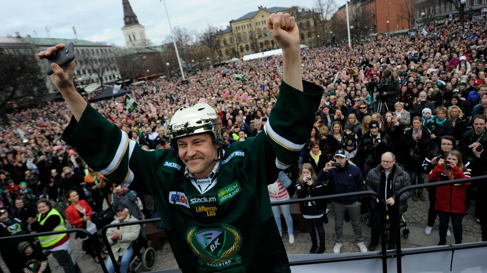 Pelle Prestberg var en av Färjestads målfarligaste spelare under sin tid som aktiv. Nu är han tillbaka i FBK – som assisterande tränare. Arkivbild.