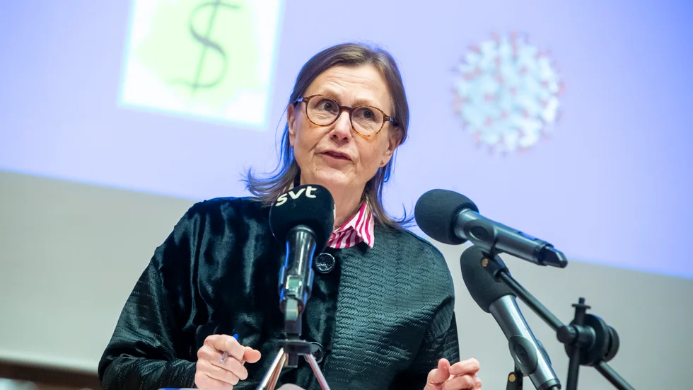 Regiondirektören Anna-Stina Nordmark Nilsson framhåller behovet av smittspårningens fortsatta arbete. 