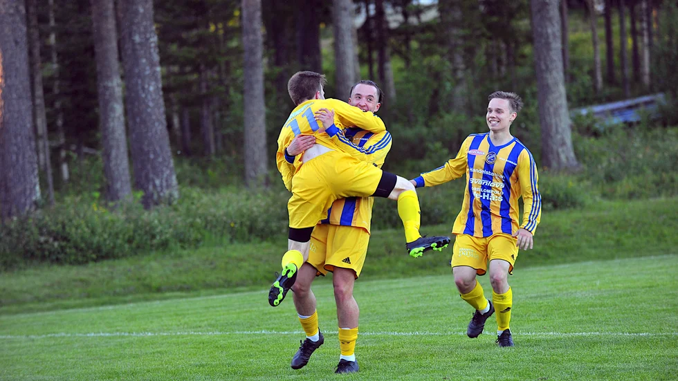 Ohtana/Pajala FF har vunnit division 4 och ska hålla möten innan man bestämmer sig om nästa säsong.