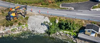 Förhoppningen: Att läckan inte finns under vägbanan ✓ Det händer nu