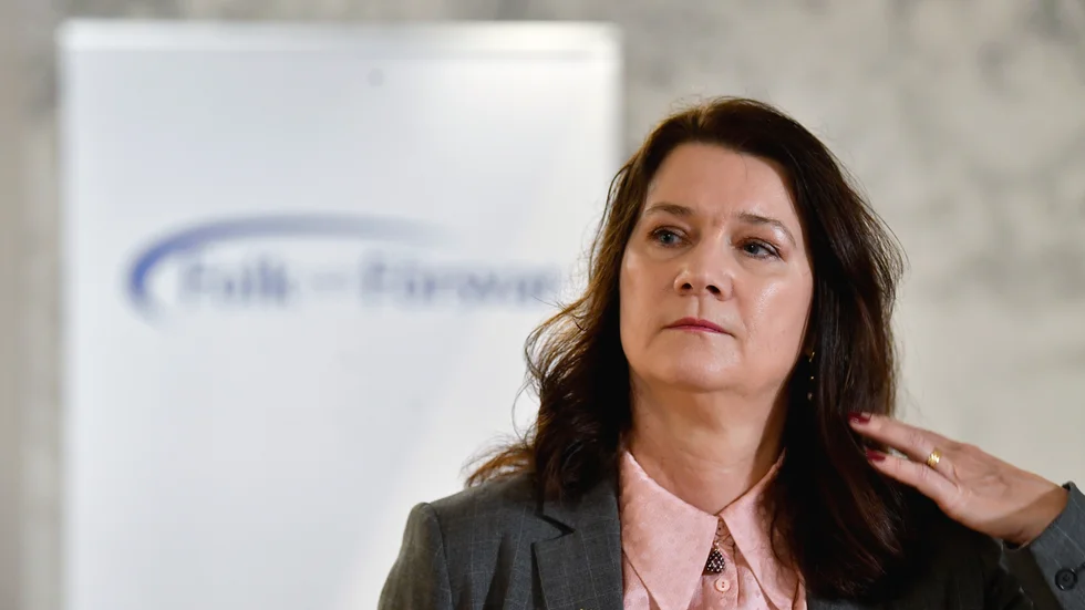 Utrikesminister Ann Lindes uttalande om folkmordet på armenierna 1915 illustrerar svårigheten att göra i regeringsställning vad man sagt i opposition, enligt folkrättsexperten Ove Bring. Arkivbild.