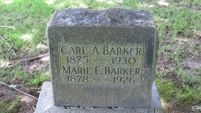 Carl Anton Barker och hans hustru Maria, född Viklund, som emigrerade från Storfors, Piteå, till Amerika är begravda i Idaho.
