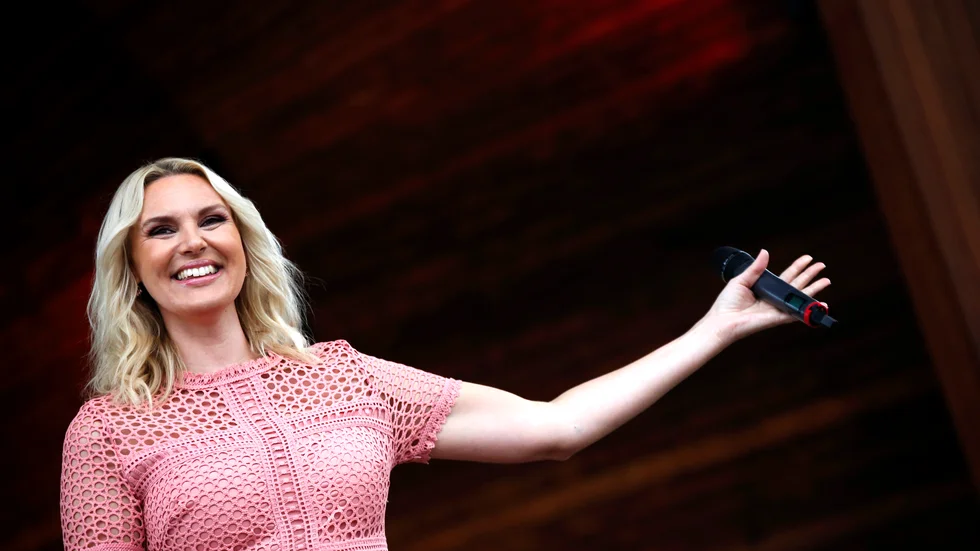 Den 28 augusti uppträder Sanna Nielsen på Vassholmen i Kalix.