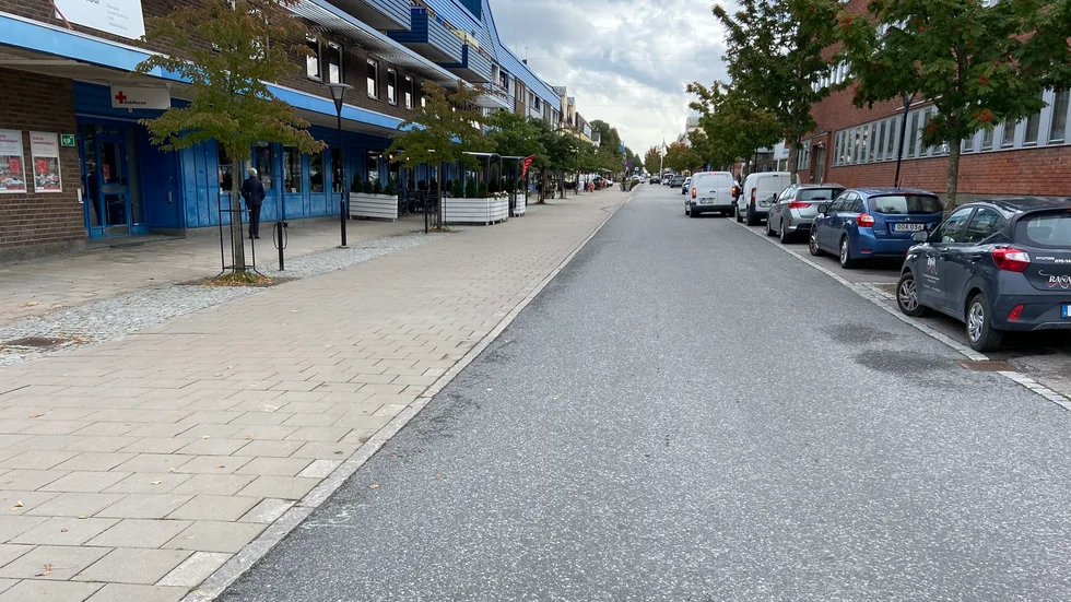 Medborgarförslaget om att göra Trädgårdsgatan bilfri hamnar hos teknik- och fritidsnämnden. Men frågar är när?