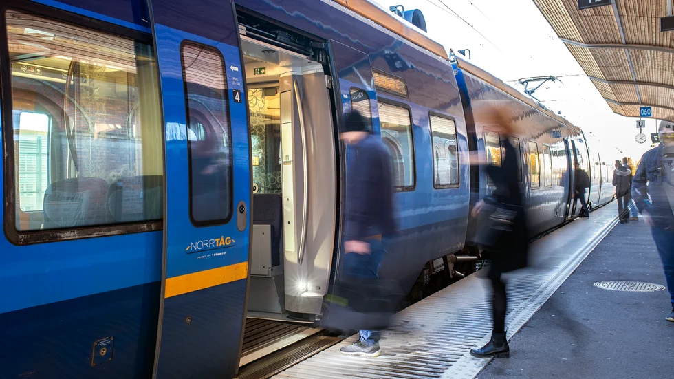 Nyligen meddelade regeringen att Norrbotniabanans nordliga etapp, Skellefteå–Luleå, ska finnas med i nästa nationella transportplan. I artikeln nedan svarar vi på tio frågor och svar om järnvägsprojektet.