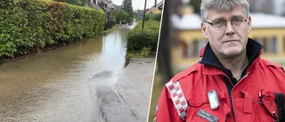 Minst ett 20-tal fastigheter översvämmade: "En väldigt omfattande insats för oss"