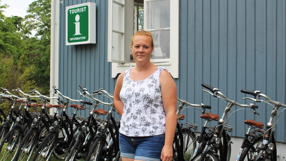 På Turistbyrån i Loftahammar har säsongen varit segstartad. Man har dock upplevt en större andel svenska turister, det berättar Esther Hollenberg-Wever.