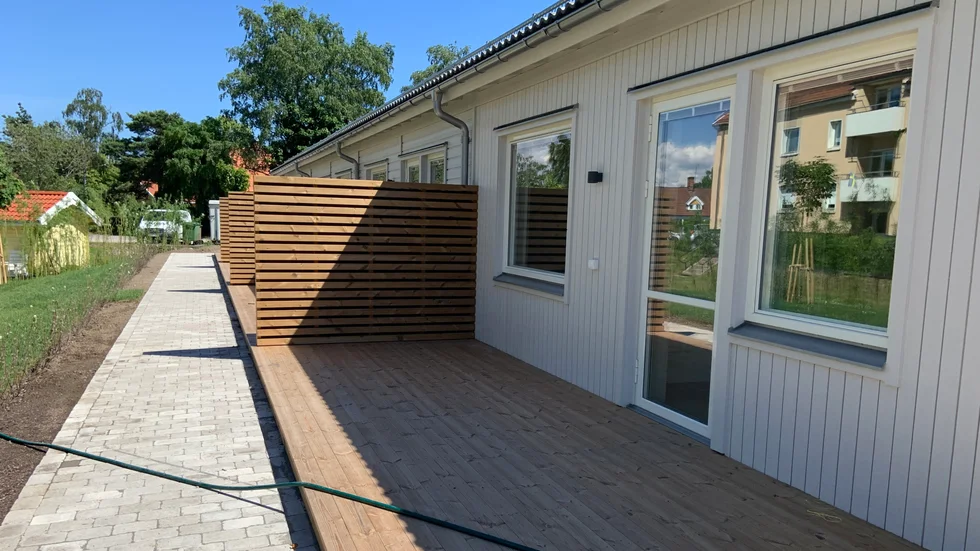 Ett helt nytt LSS-boende med totalt sex lägenheter har byggts i centrala Oxelösund.