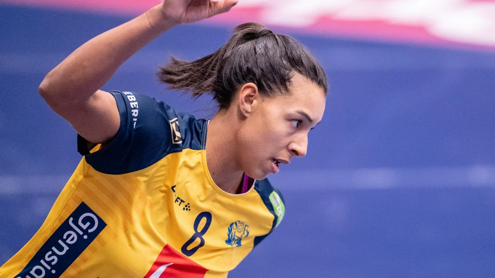 Jamina Roberts, här i landslagets dress, och Sävehof fick en fin start på slutspelet. Arkivbild.