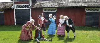 Lustspel som har blivit tradition