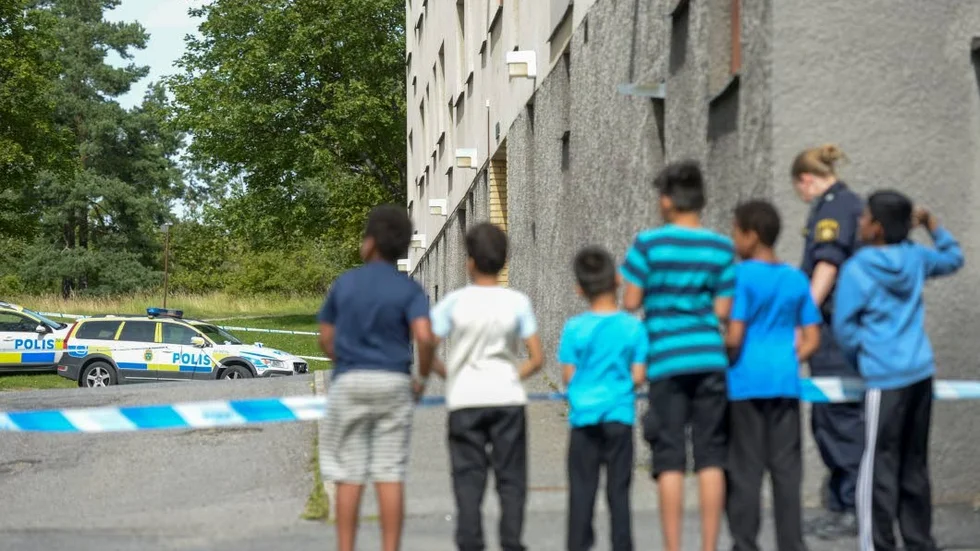 Utanförskapet i vissa förorter bara ökar.