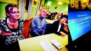 Taggade. Centerpartisterna Lotti Jilsmo, Per-Olof Gabrielsson och Björg Lorentzon utgjorde ett av de deltagande lagen i onsdagskvällens drogkamp. Foto: ELLEN KINDSTRAND