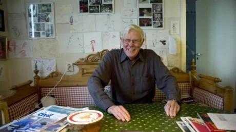 Göran Palm kom in i litteraturen genom att skriva för en skoltidning under gymnasietiden. "Det var ljuvligt skönt att fästa mina aggressioner på pappret", säger han.Foto: Leif R Jansson/Scanpix