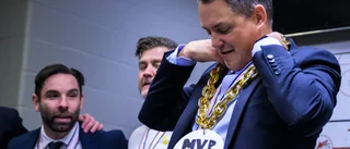 Hyllad efter VM-medaljen – men nu är LHC-bekantingen arbetslös: "Kanske göra något annat"