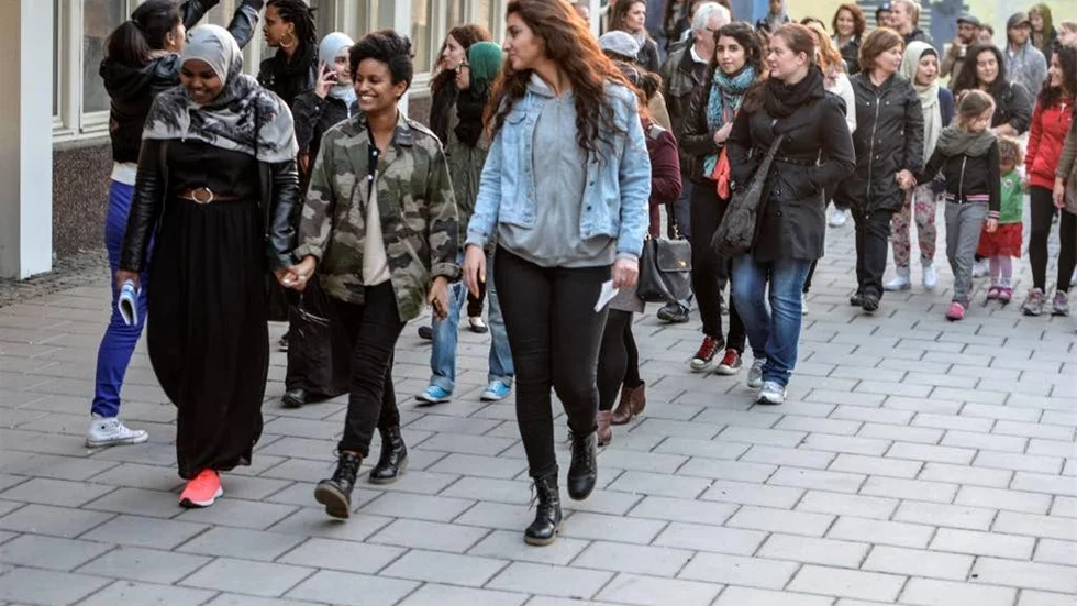 Husbyborna enas mot våldet och kravallerna. Men finns det fog för upploppsmakarnas kritik?