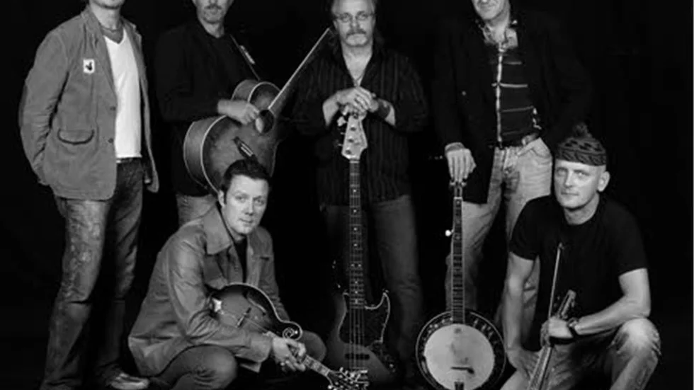 Bandet Lifvens. På bilden: Tommy Eklund, Bert Olausson, Patric Engqvist, Kenneth Rosèn, Anders Nilsson  och Ulf Nilsson.