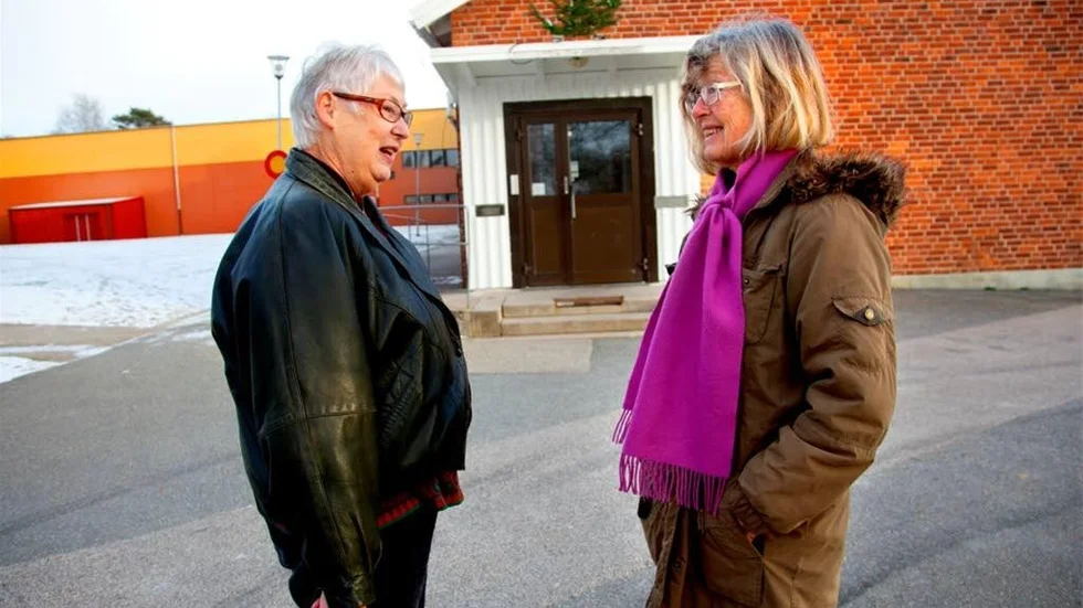 Elisabeth Larsson och Barbro Lokrantz kämpar för att det ska bli ett bibliotek i Loftahammar igen.